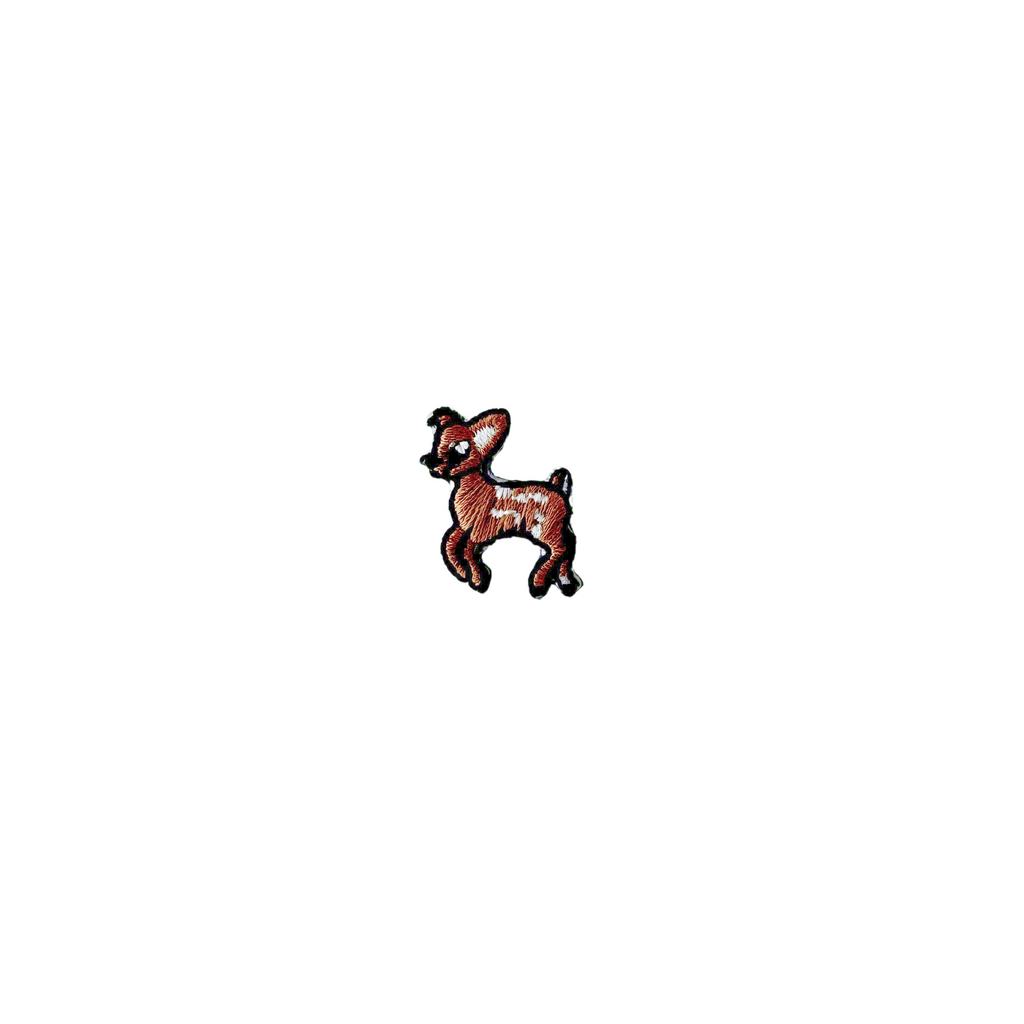 deer iron on appliques from Heit's Wholesale bulk sewing supply company